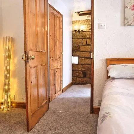 Cottages-Whitby - Bishops Cottage Apartment *